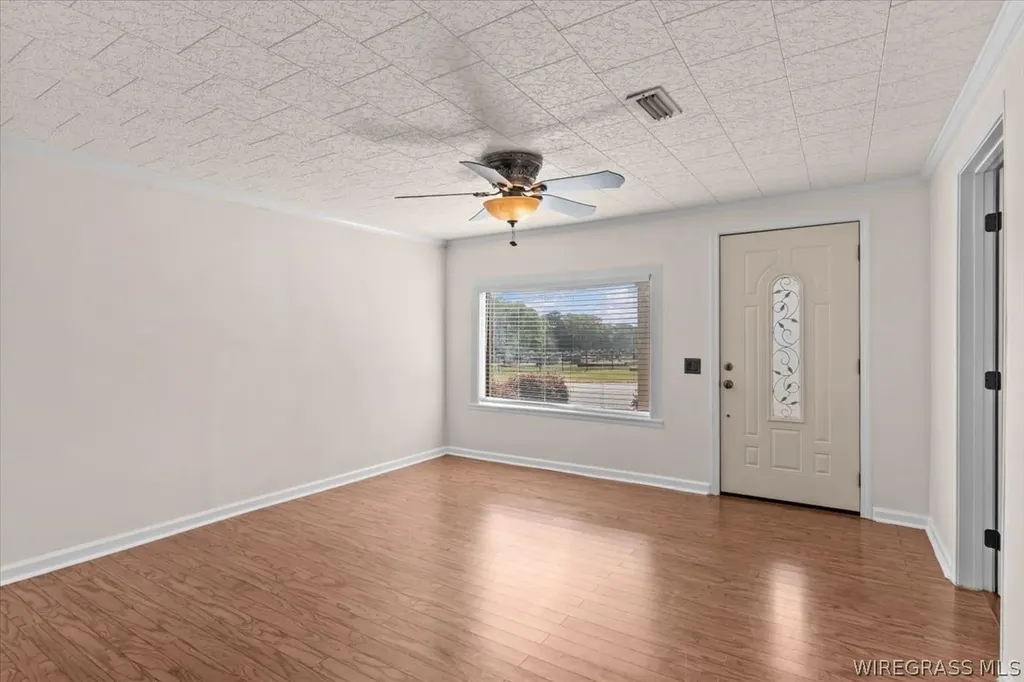 211 N John Street New Brockton AL 36351