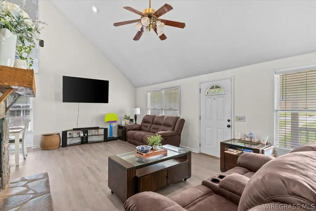 102 Pinewood Drive Enterprise AL 36330