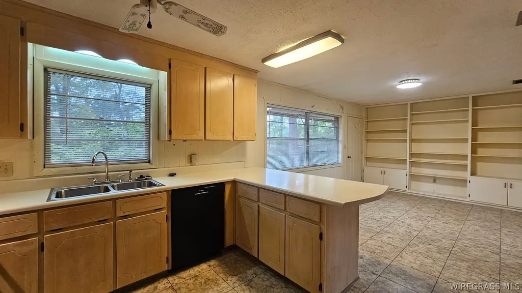 153 Berkshire Drive Ozark AL 36360