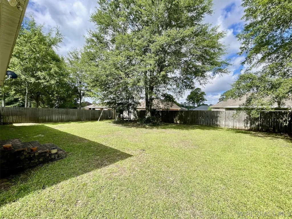114 Brattleboro Court Dothan AL 36301
