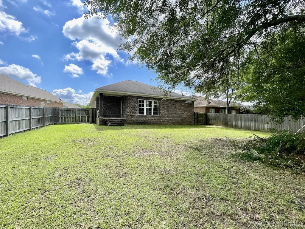 114 Brattleboro Court Dothan AL 36301