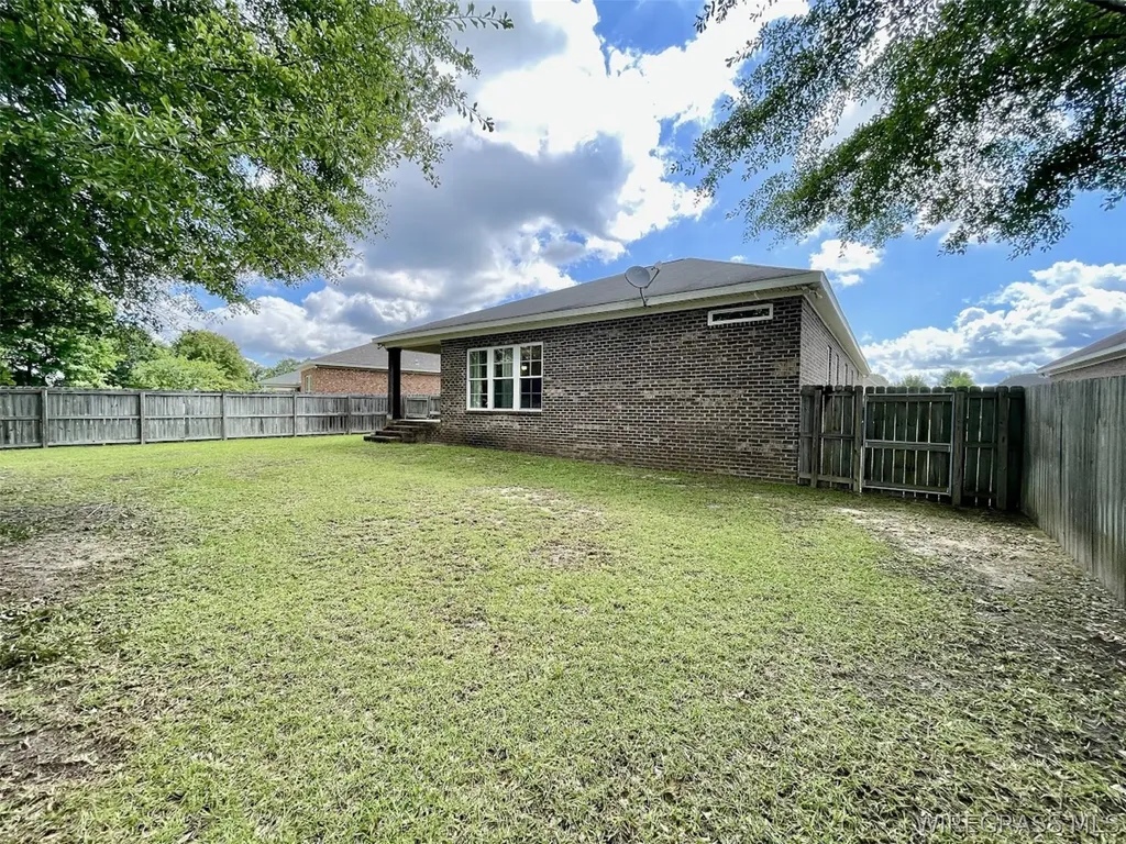 114 Brattleboro Court Dothan AL 36301
