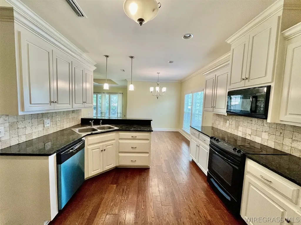 114 Brattleboro Court Dothan AL 36301