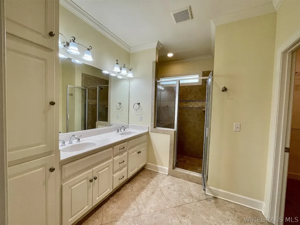 114 Brattleboro Court Dothan AL 36301