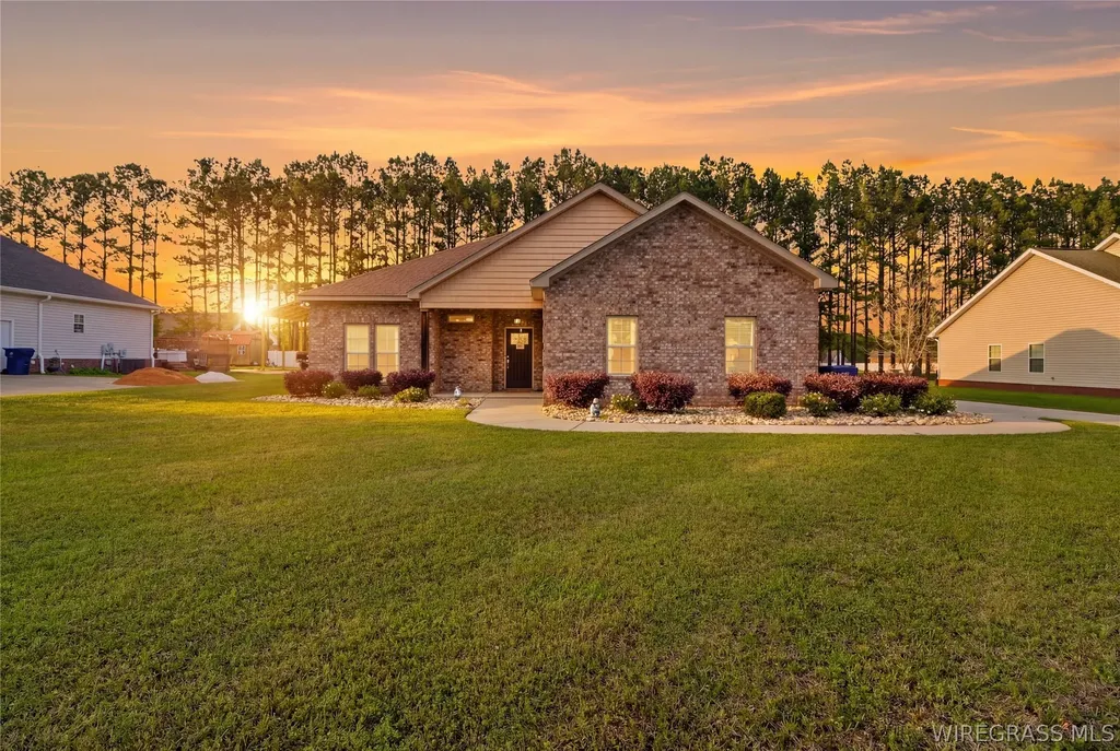 315 Bradford Lane Dothan AL 36301