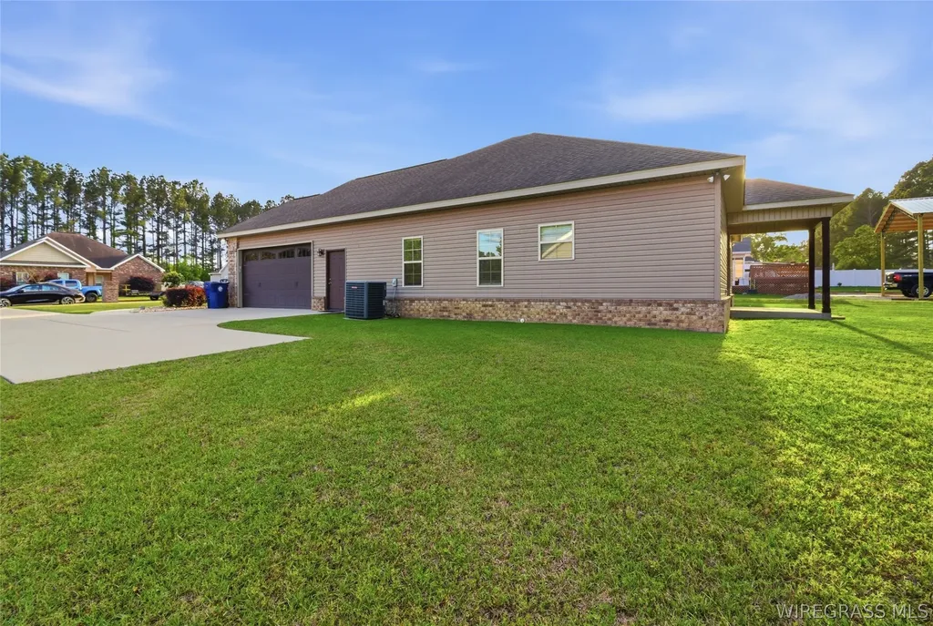 315 Bradford Lane Dothan AL 36301