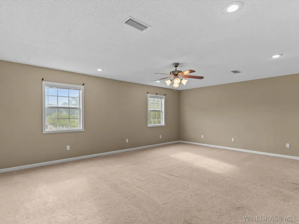 194 Commons Drive Enterprise AL 36330