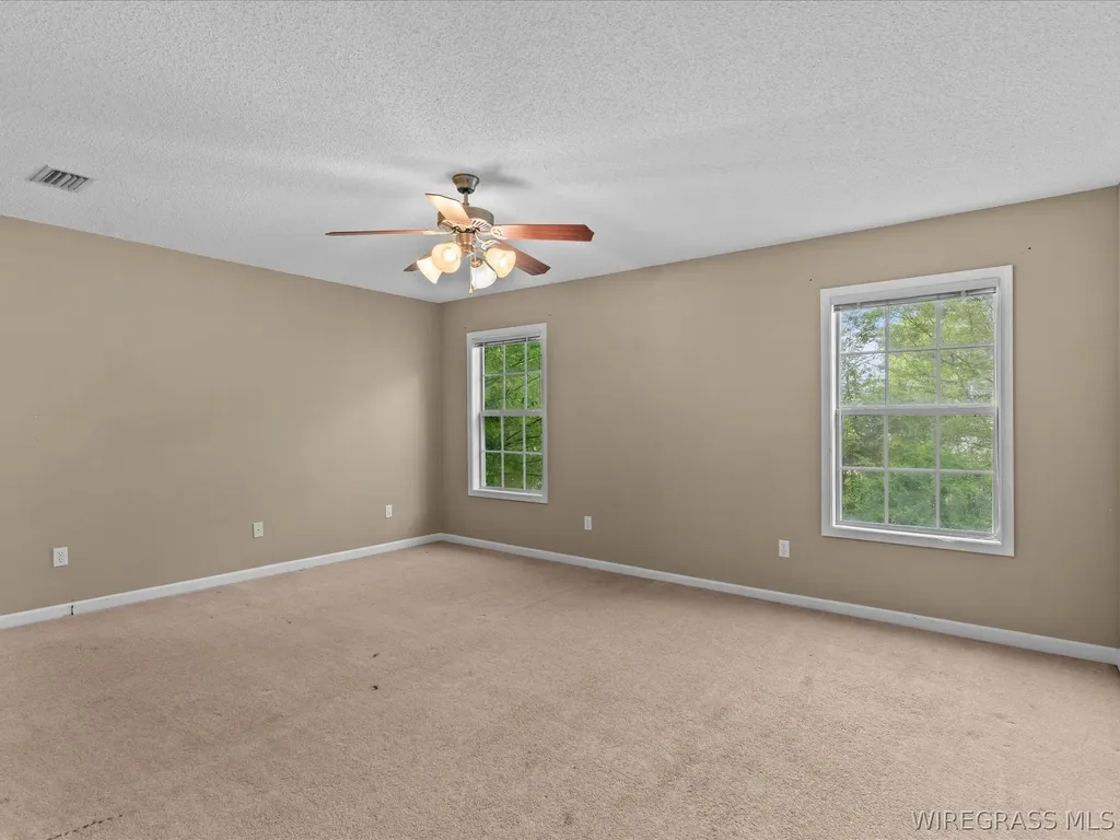 194 Commons Drive Enterprise AL 36330