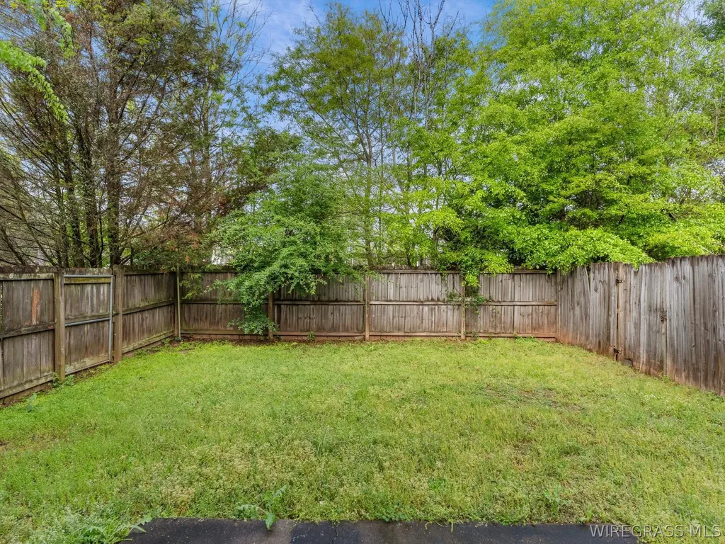 194 Commons Drive Enterprise AL 36330