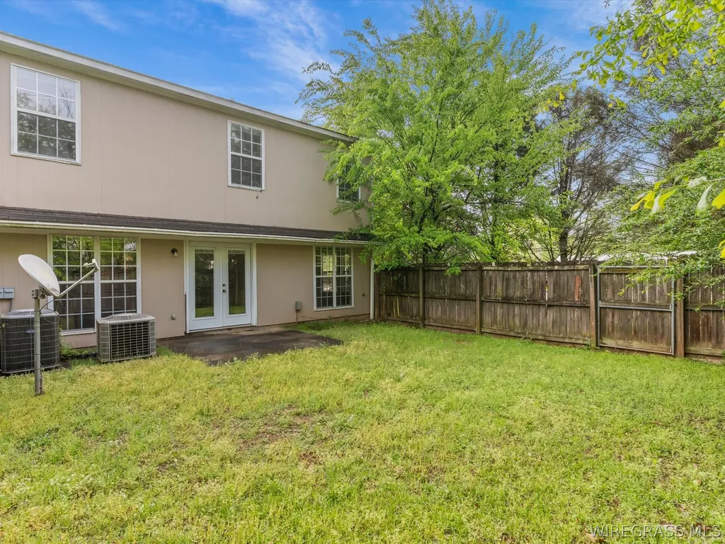 194 Commons Drive Enterprise AL 36330