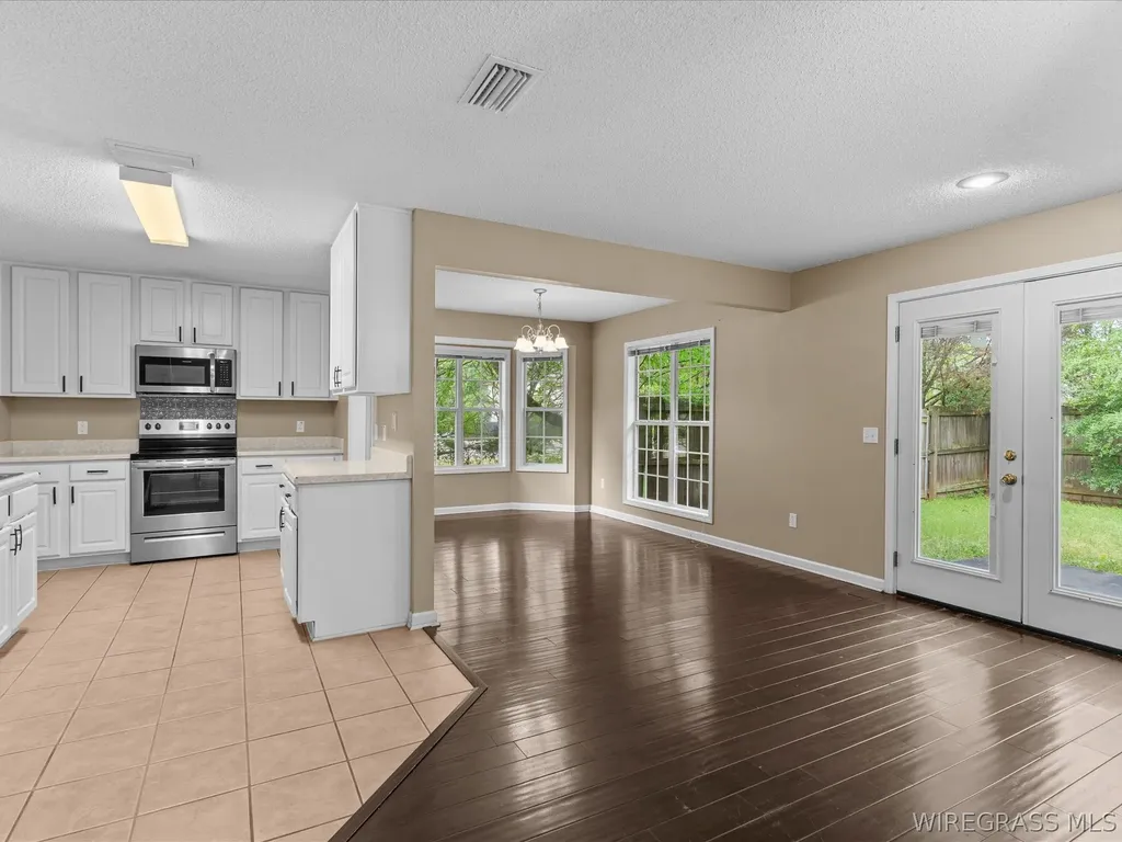 194 Commons Drive Enterprise AL 36330
