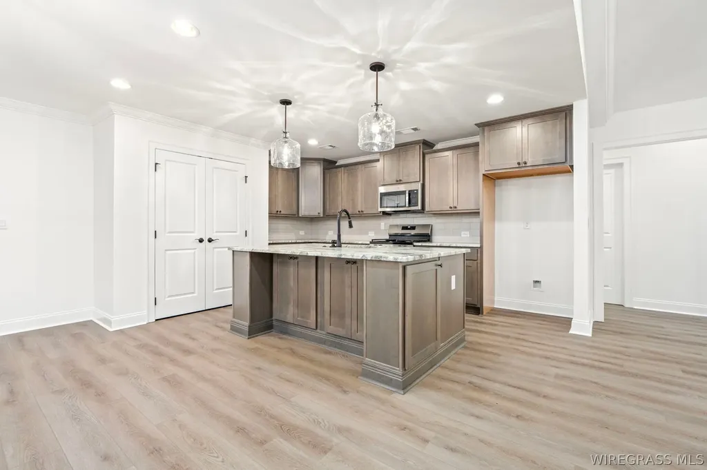 120 Hunter's Hill Way Enterprise AL 36330