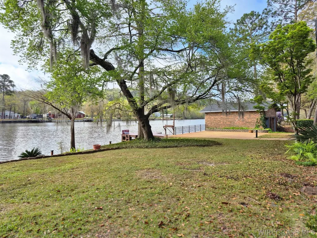 26212 Bush Isle Road Andalusia AL 36421