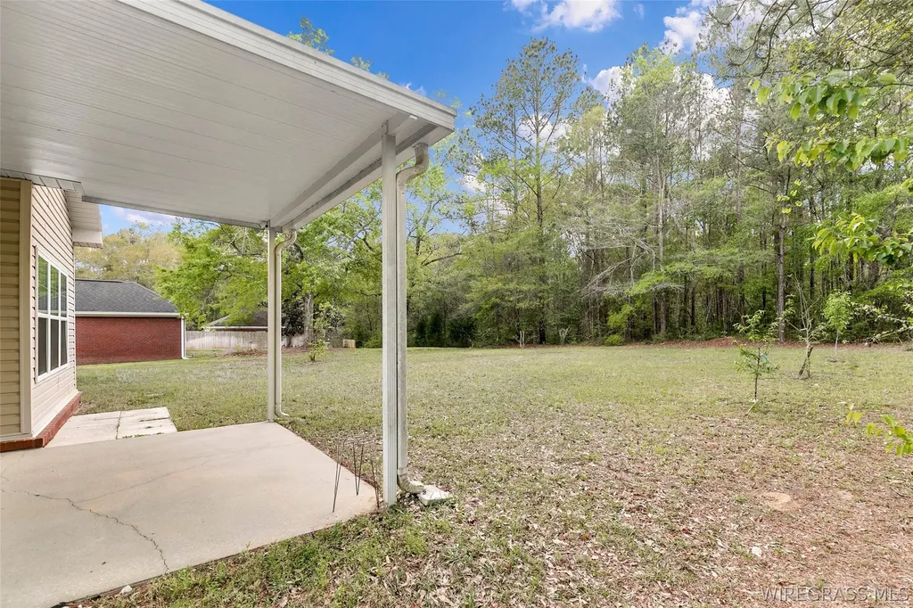 126 Charleston Place Ozark AL 36360