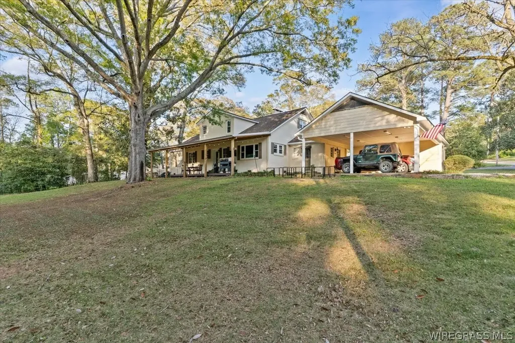 714 W Lee Street Enterprise AL 36330
