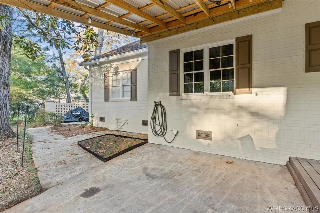 714 W Lee Street Enterprise AL 36330