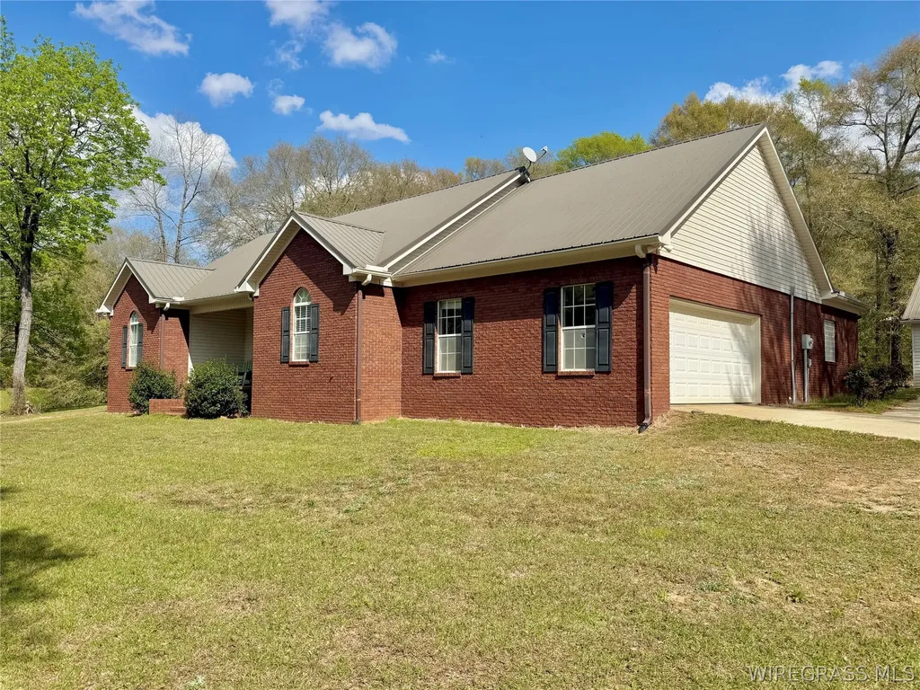 12268 County Road 41 Hartford AL 36344