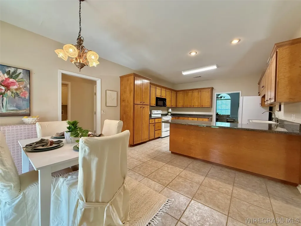 12268 County Road 41 Hartford AL 36344