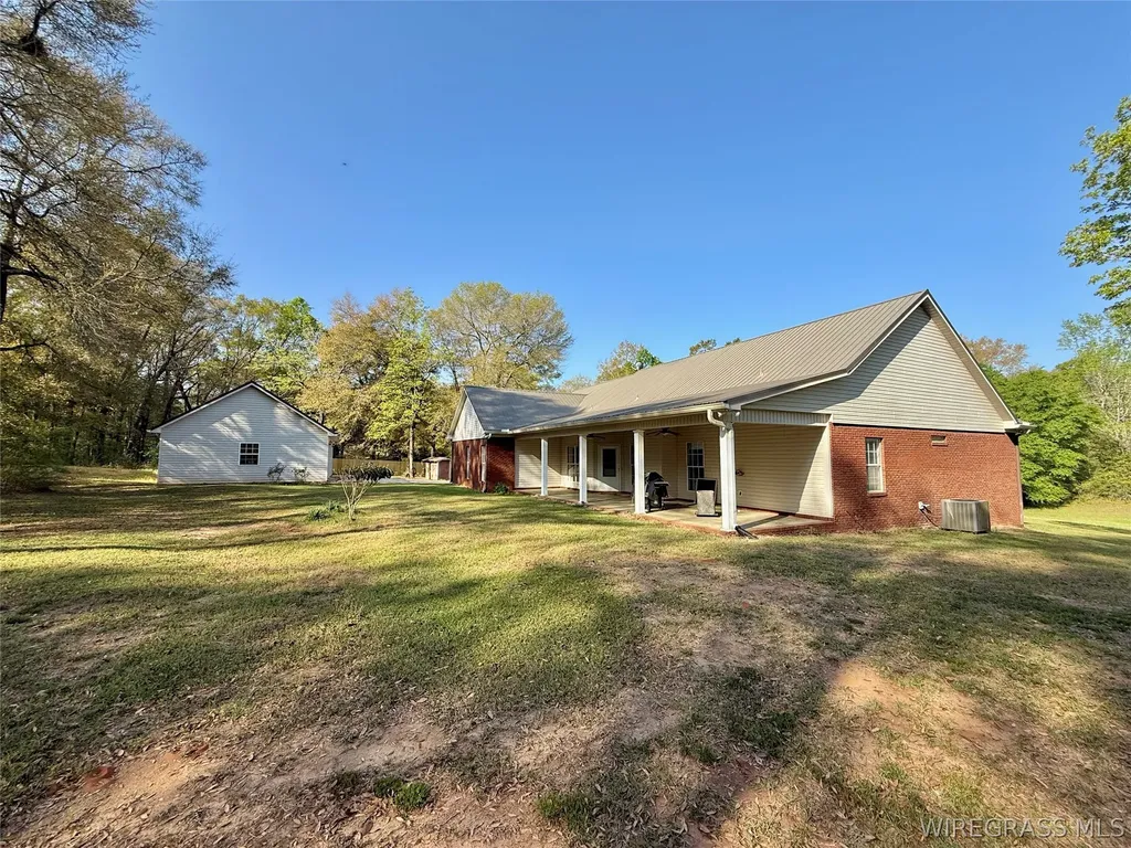 12268 County Road 41 Hartford AL 36344