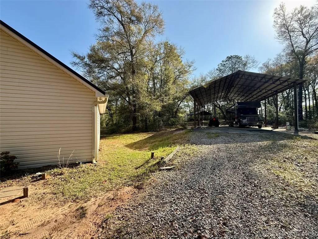12268 County Road 41 Hartford AL 36344