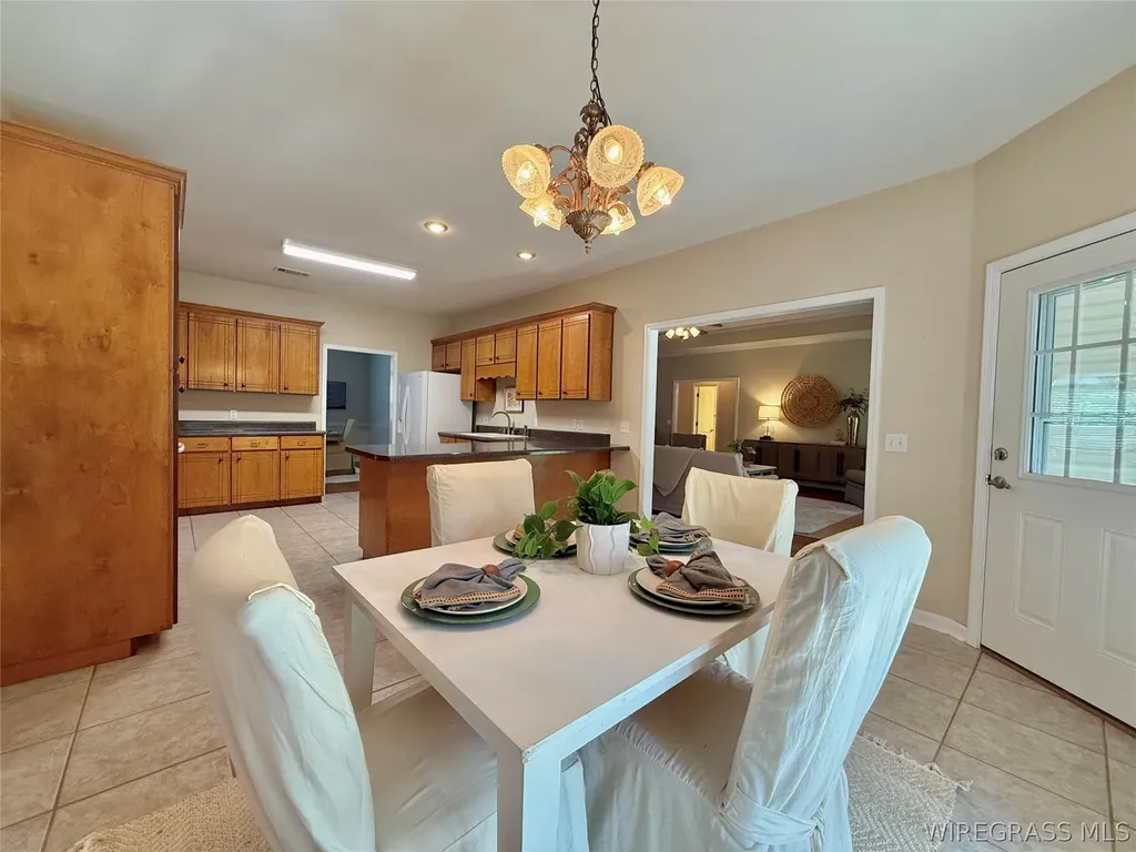12268 County Road 41 Hartford AL 36344