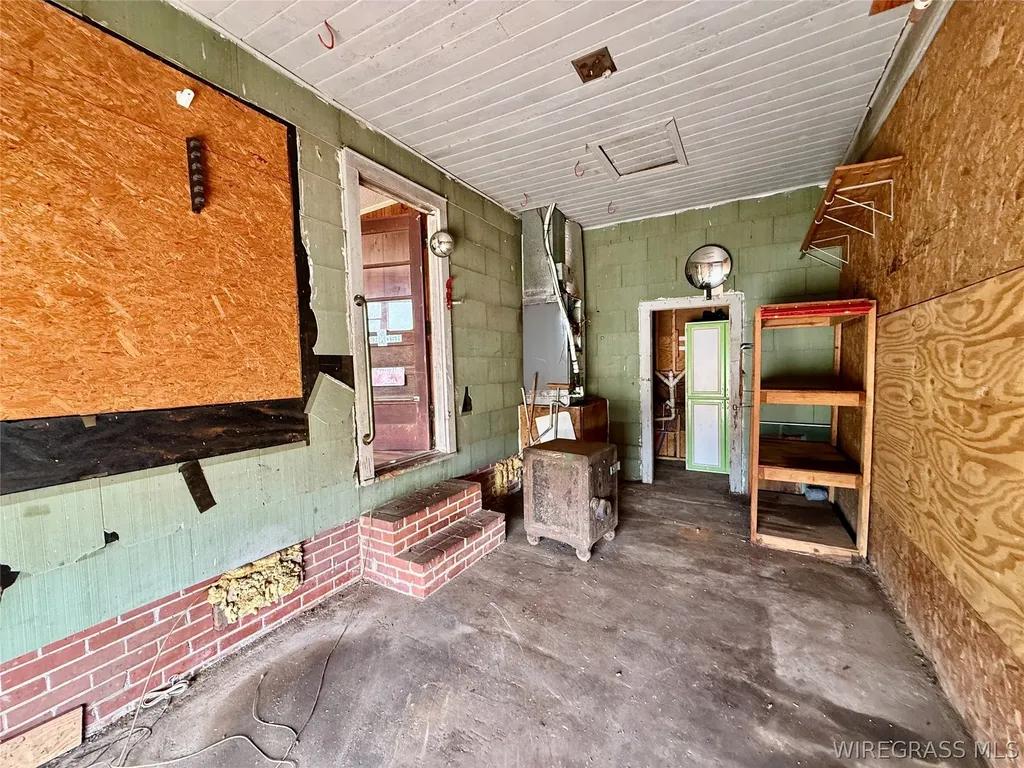 111 S Forrest Street Geneva AL 36340