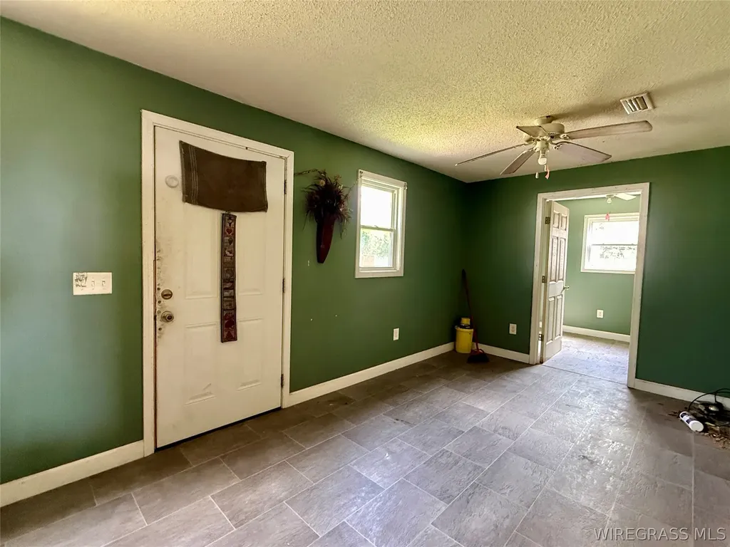 111 S Forrest Street Geneva AL 36340