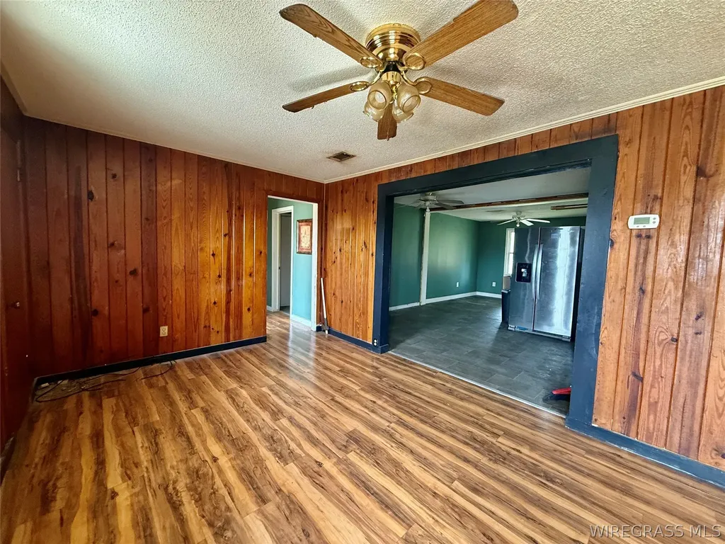 111 S Forrest Street Geneva AL 36340
