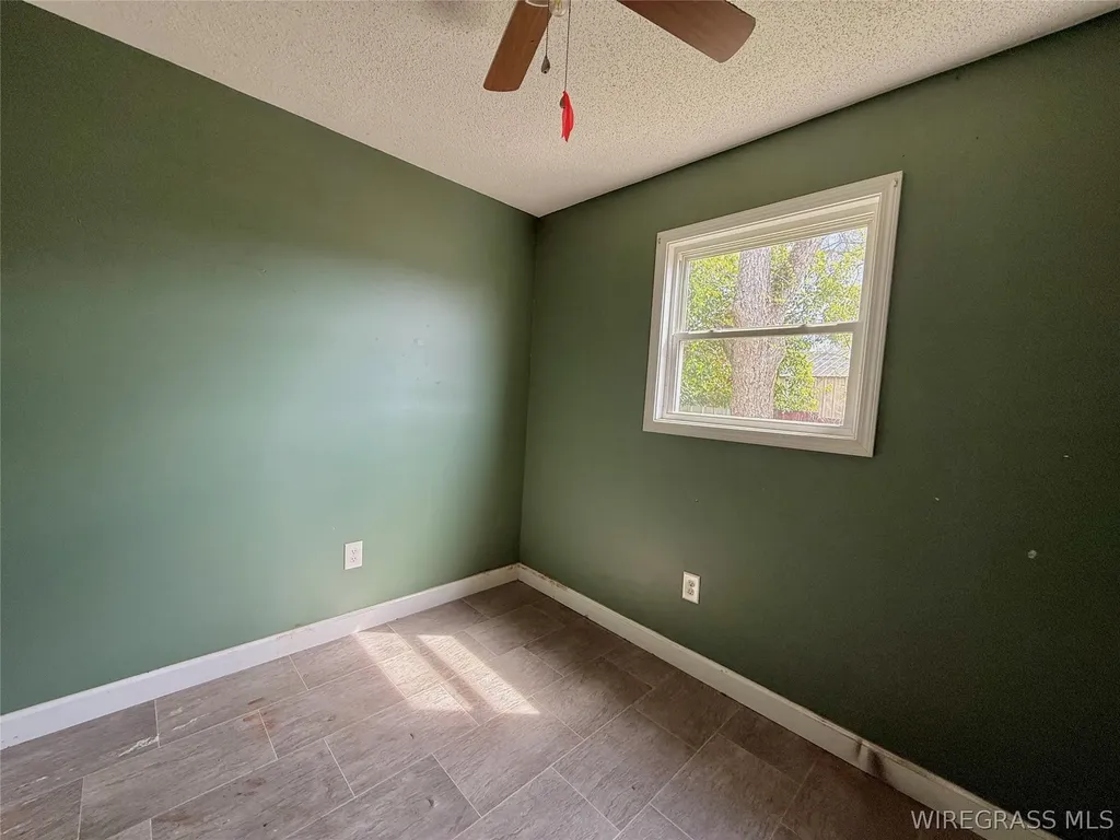 111 S Forrest Street Geneva AL 36340