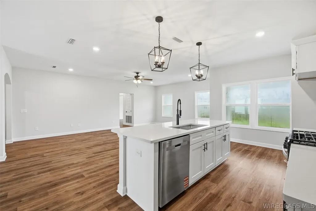 317 Thornbird Loop Enterprise AL 36330