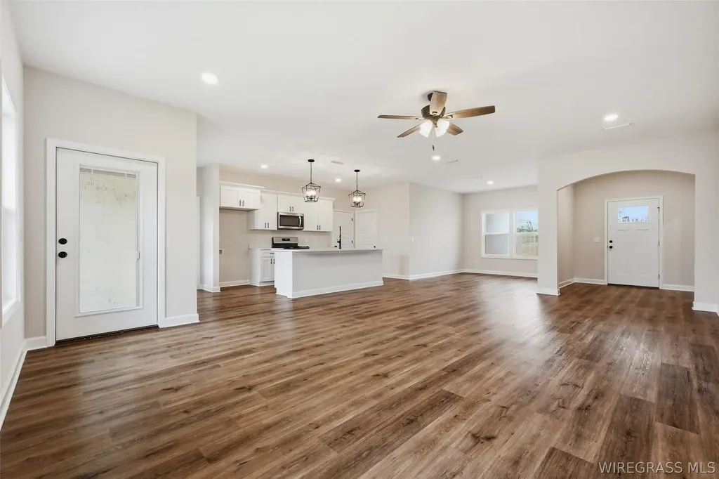 317 Thornbird Loop Enterprise AL 36330