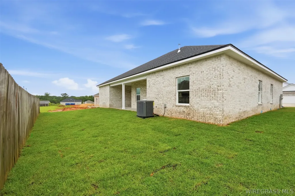 317 Thornbird Loop Enterprise AL 36330