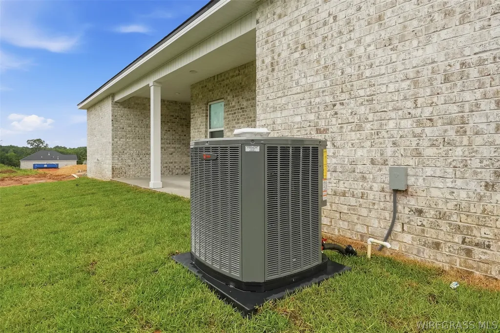 317 Thornbird Loop Enterprise AL 36330