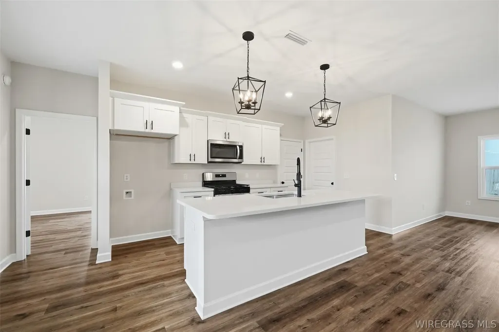 317 Thornbird Loop Enterprise AL 36330