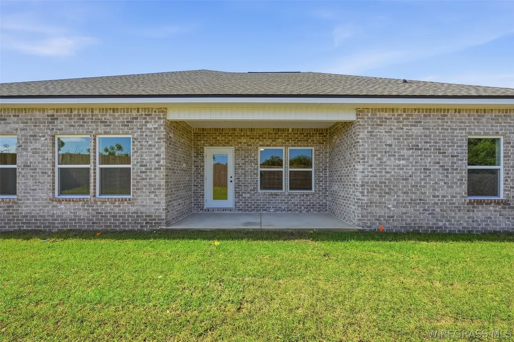 316 Thornbird Loop Enterprise AL 36330