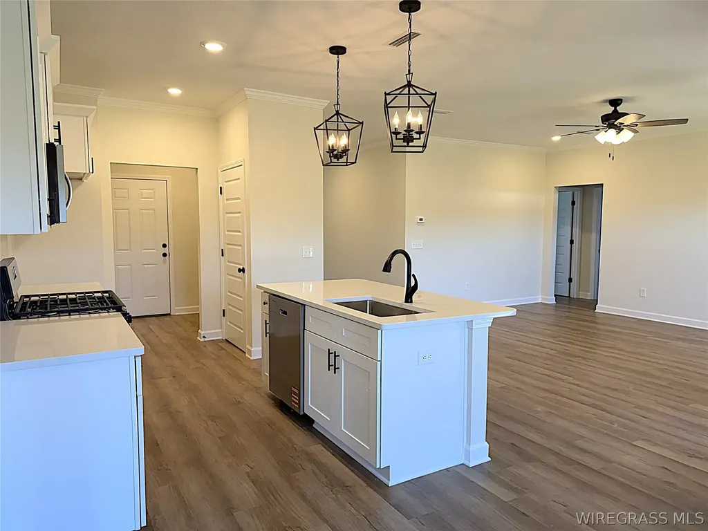 316 Thornbird Loop Enterprise AL 36330