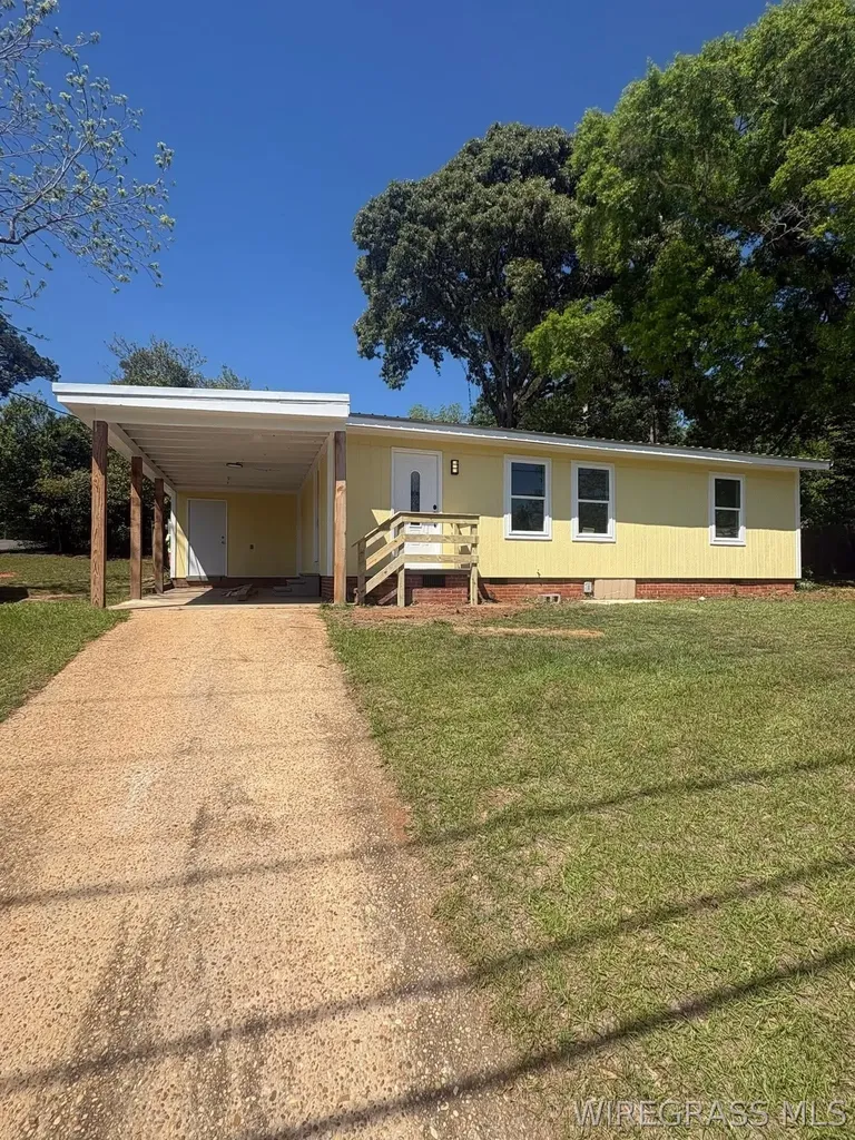 504 W Park Avenue Enterprise AL 36330
