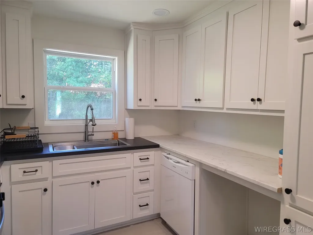 504 W Park Avenue Enterprise AL 36330