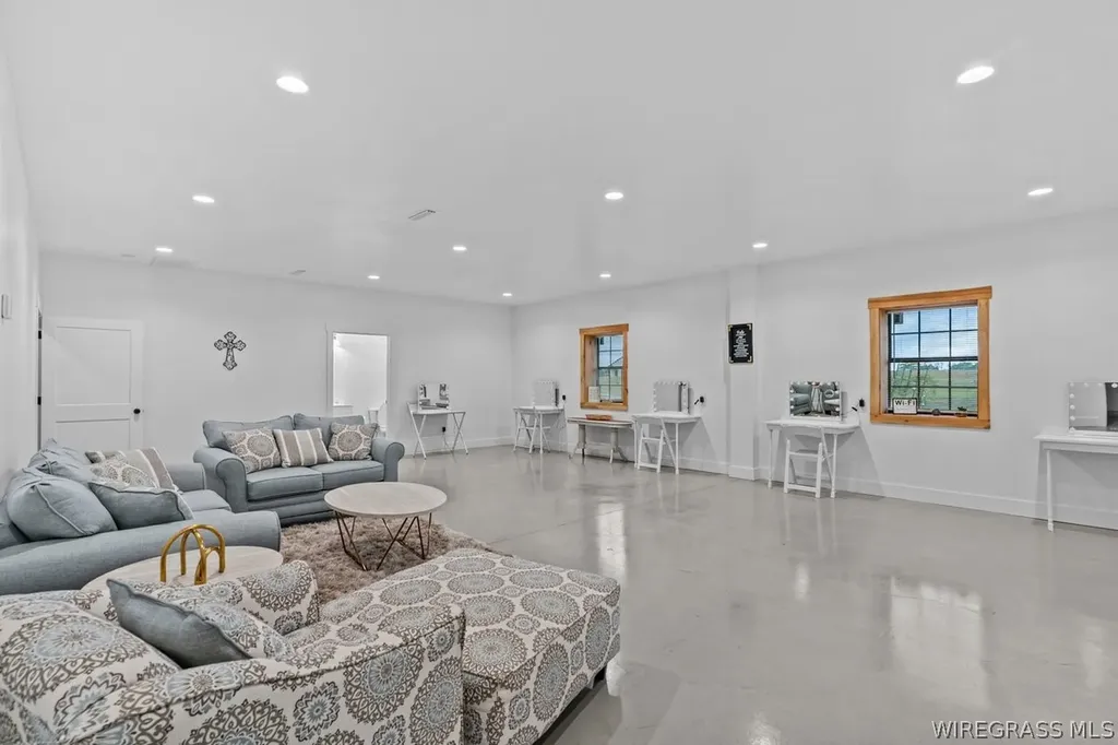 11179 County Road 1 Enterprise AL 36330