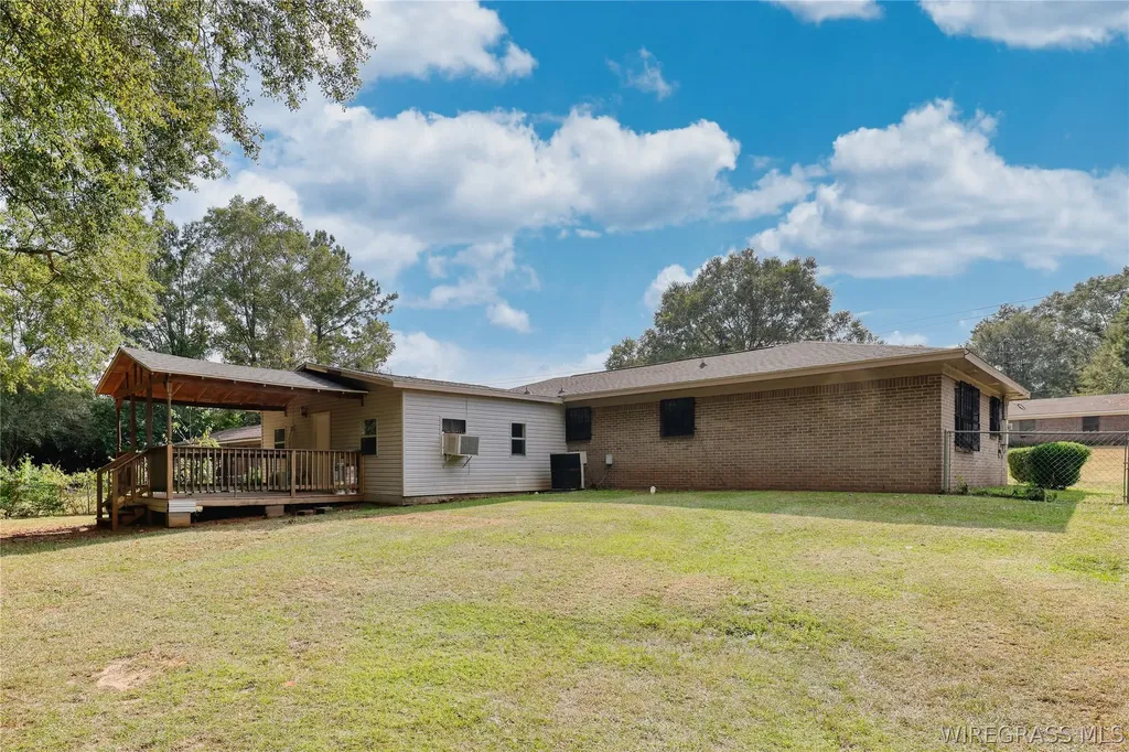 233 Johanna Drive Ozark AL 36360