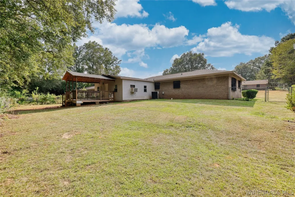 233 Johanna Drive Ozark AL 36360