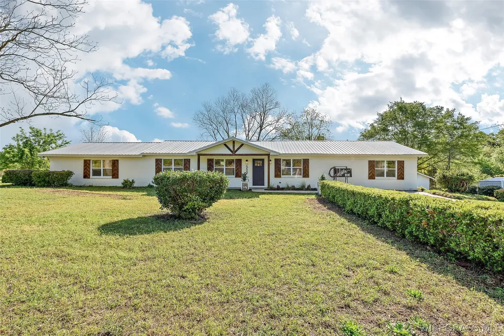 553 Iris Road Dothan AL 36301