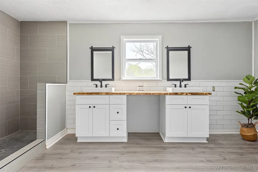 553 Iris Road Dothan AL 36301