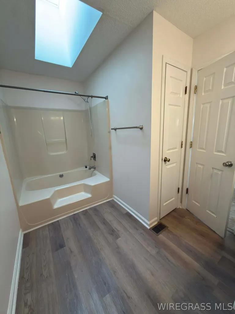 319 Candlebrook Drive Enterprise AL 36330