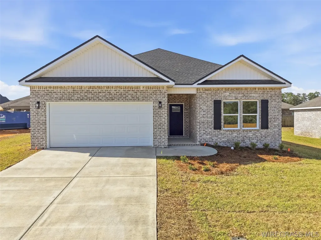 329 Thornbird Loop Enterprise AL 36330