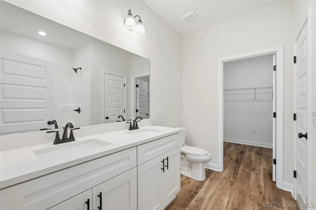 329 Thornbird Loop Enterprise AL 36330