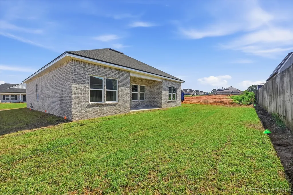 329 Thornbird Loop Enterprise AL 36330