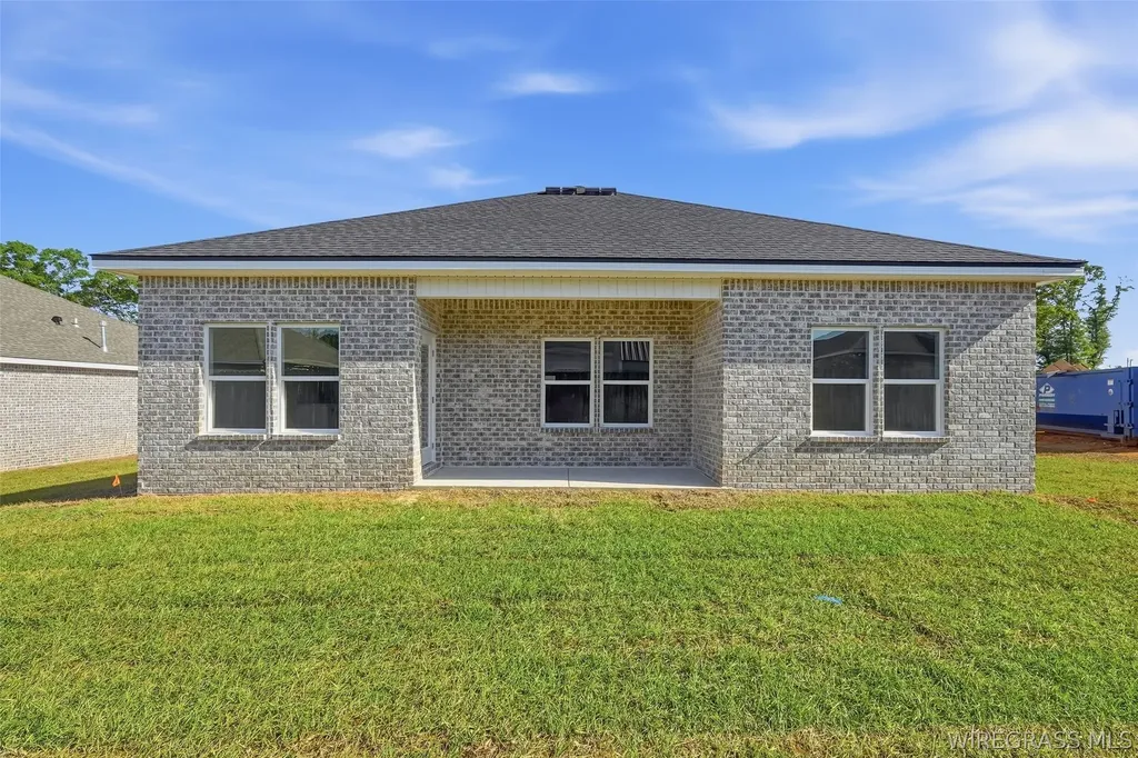 329 Thornbird Loop Enterprise AL 36330