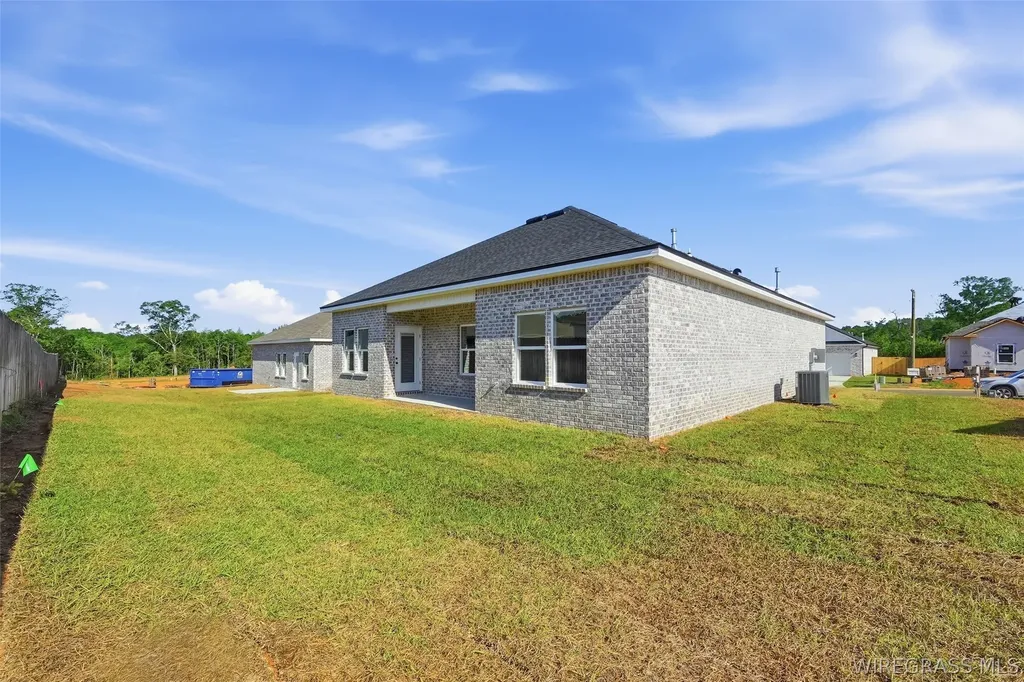 329 Thornbird Loop Enterprise AL 36330