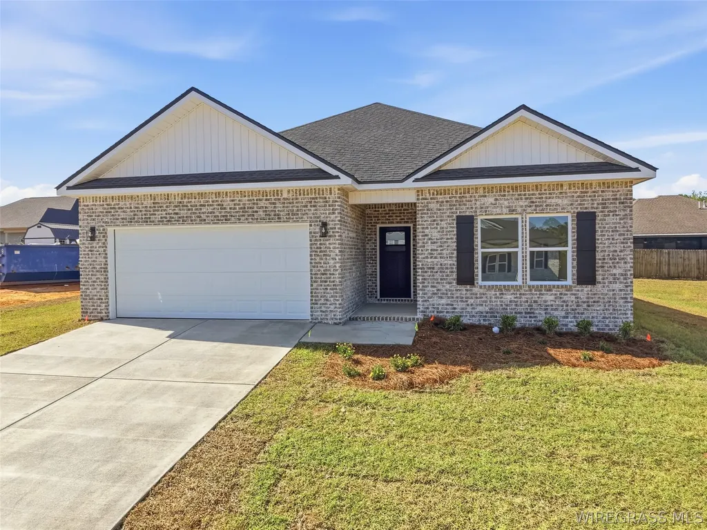 329 Thornbird Loop Enterprise AL 36330